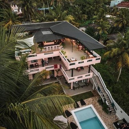 Spindrift Hostel Madiha (Adults Only) Matara Exterior photo
